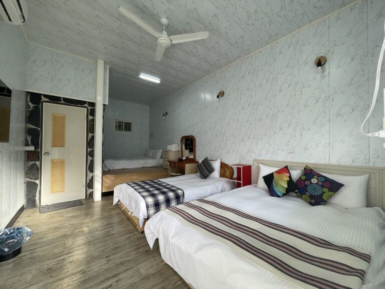 B 區｜六人溫馨小木屋1