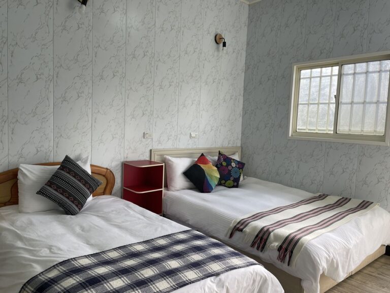 B 區｜六人溫馨小木屋2