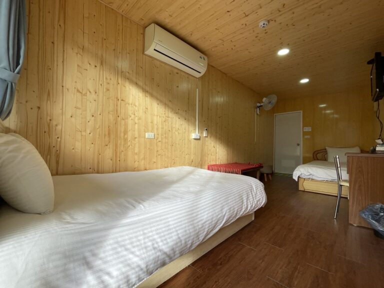 B 區｜二人溫馨小木屋1