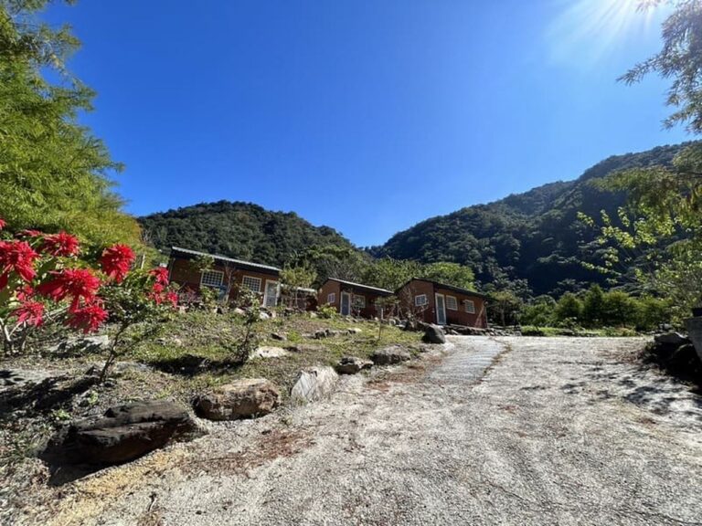 C區  | 四人房小木屋8