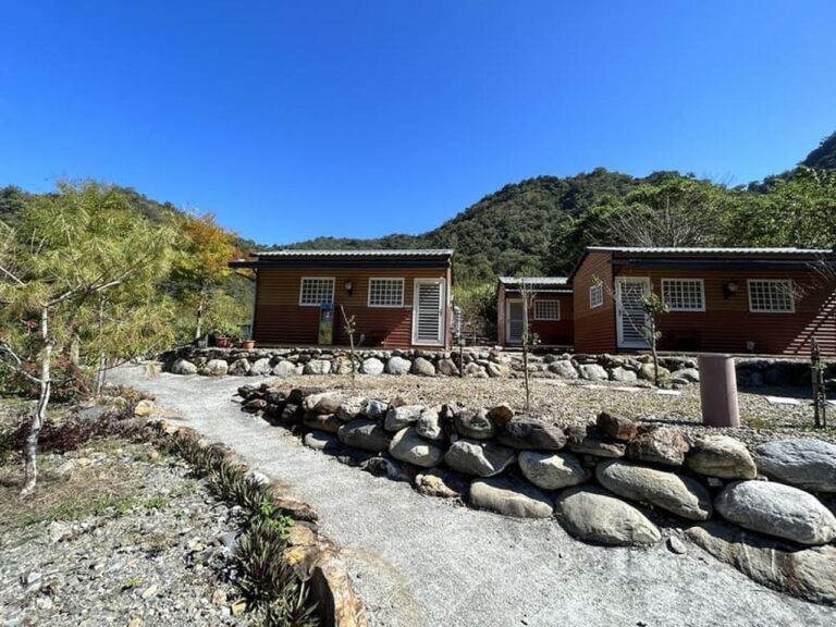 C區  | 四人房小木屋1